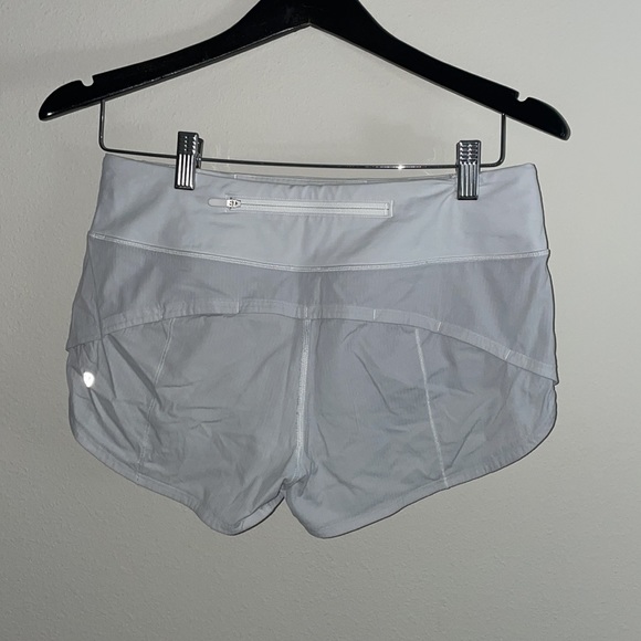 Lulu shorts - Picture 2 of 2
